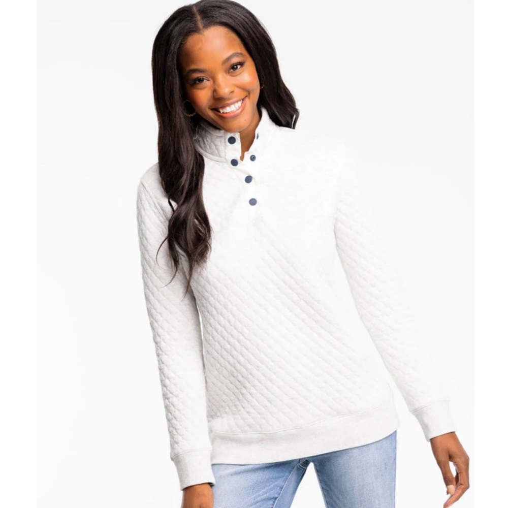 Southern Tide Makenzie grey quilted pullover